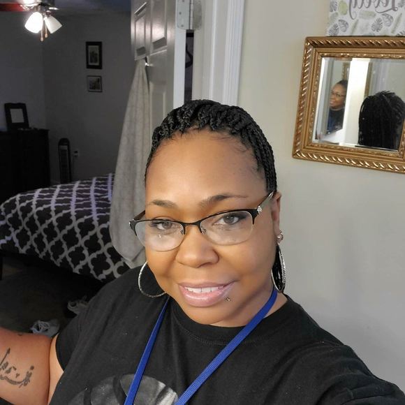 Profile Picture of Aisha Watts (@aishadwatts) on Poshmark