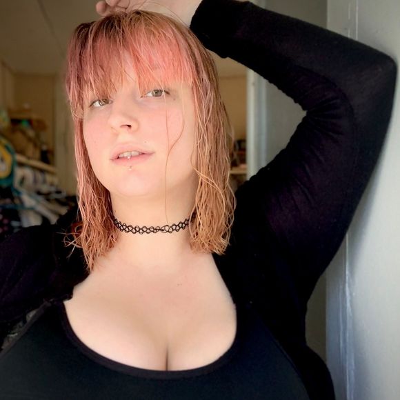 Profile Picture of Joenae Stepp (@psychoticpinup) on Poshmark
