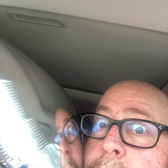 Profile Picture of Sean White (@seannieboy) on Poshmark