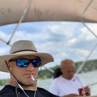 Profile Picture of Tuten Christopher (@tuten.christopher) on Facebook