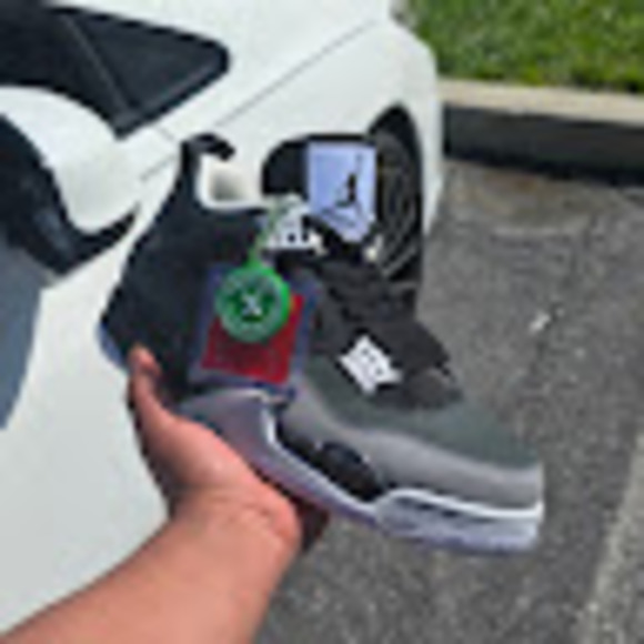 Profile Picture of Luis Ramon (@fernadolr502) on Poshmark