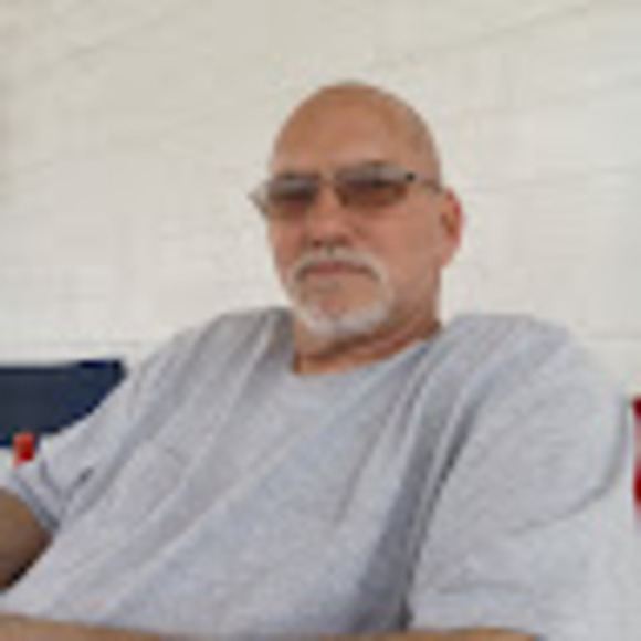 Profile Picture of Kevin Voge (@kevinvoge2258) on Poshmark