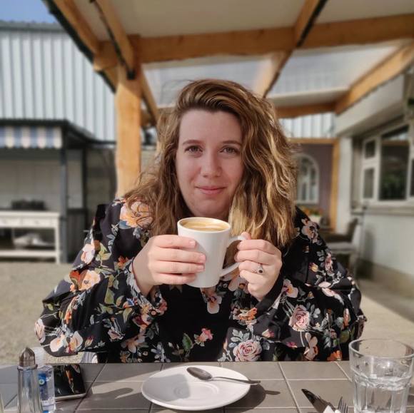 Profile Picture of Gloria Achilli (@gloriaachilli) on Poshmark