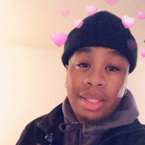 Profile Picture of Lc Williams (@cwilliam6) on Poshmark