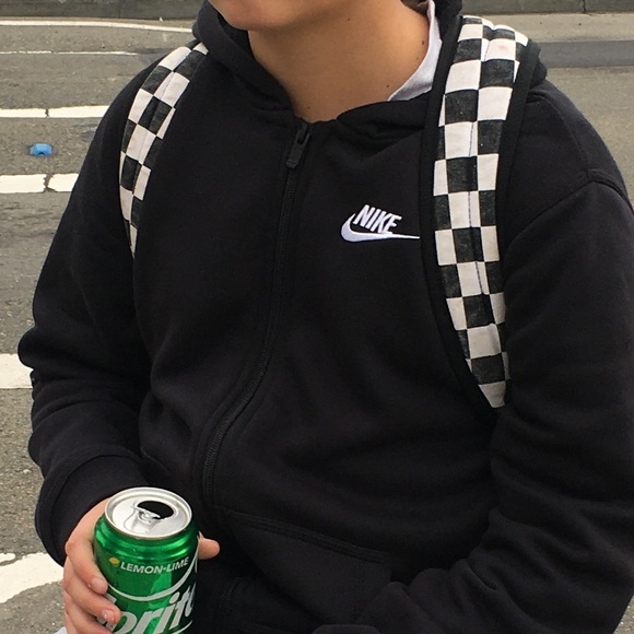 Omar Landeros - Poshmark Profile Picture of Omar Landeros (@o_landeros) on Poshmark