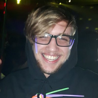 Profile Picture of Land Shark Sobek (@TomFiero2) on Twitter