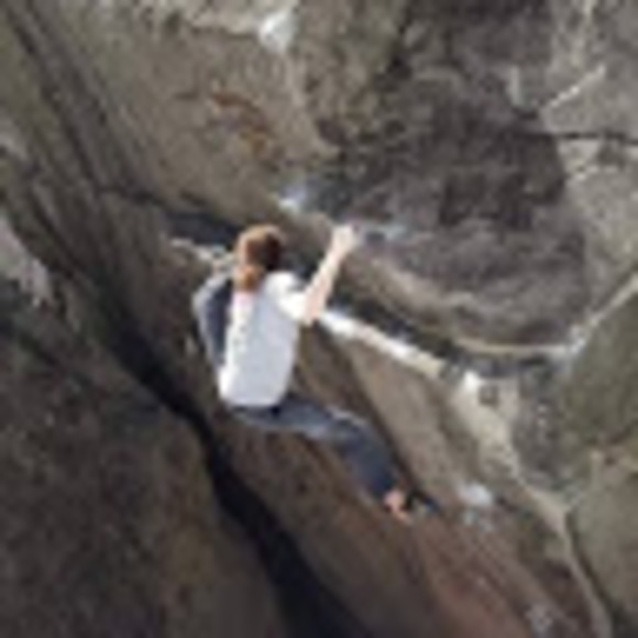Profile Picture of David Rea (@davidbrea) on Poshmark