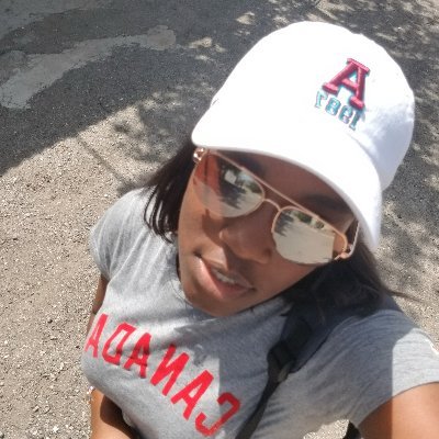 Profile Picture of Ruthann James (@RuthannJames12) on Twitter