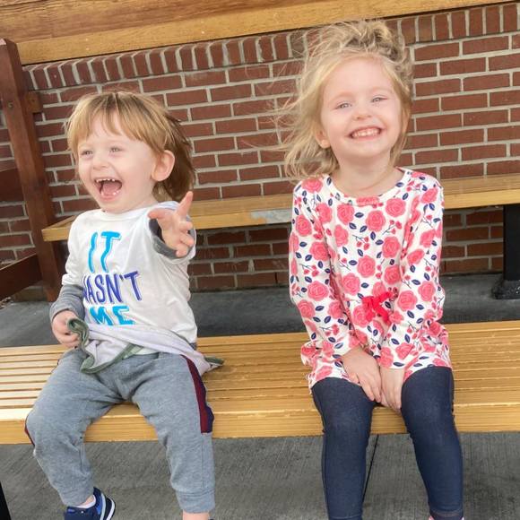 Profile Picture of Kara Heath (@kheath1031) on Poshmark