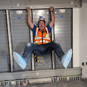 Profile Picture of Bryan Warren (@Captain_Lemon_Lord) on Youtube