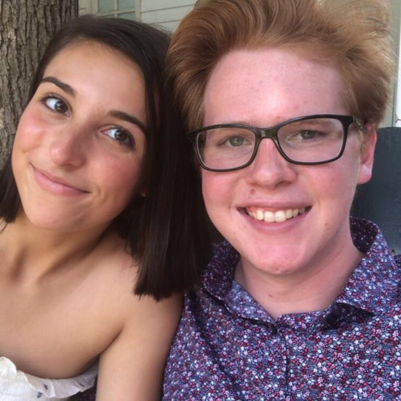 Profile Picture of Reily Brazier (@reilybrazier) on Poshmark