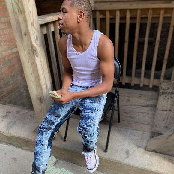 Profile Picture of Jeremiah Gallimore (@jeremiahgallimo) on Poshmark