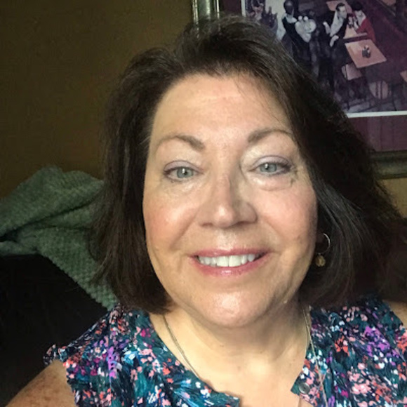 Profile Picture of Donna Tague (@donna_tague) on Poshmark