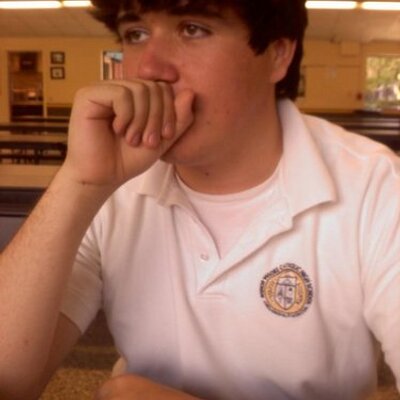 Profile Picture of Mackey Zarn (@DRUNK_UNCLE_TED) on Twitter
