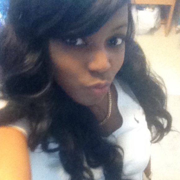 Profile Picture of Alana Boyd (@a_kiyerra) on Poshmark