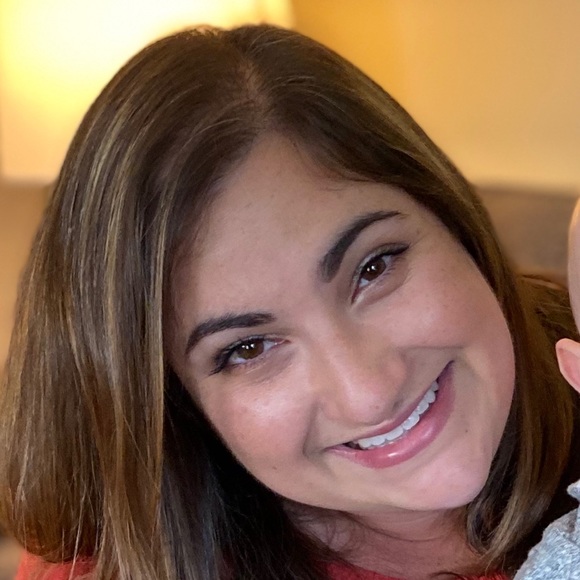 Profile Picture of Cathy Mandarino (@cmando115) on Poshmark