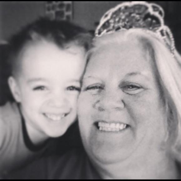 Profile Picture of Vicky Long (@tkjlkids) on Poshmark