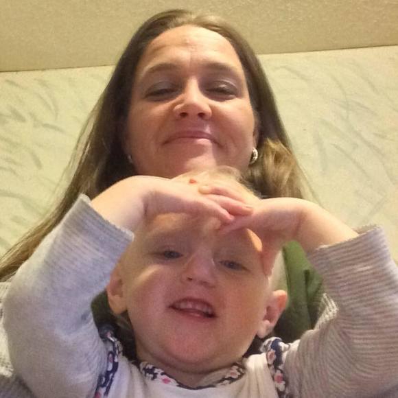 Mandi Pemberton - Poshmark Profile Picture of Mandi Pemberton (@frognladybug) on Poshmark