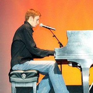 Profile Picture of Dane Larson (@dklarsonmusic) on Myspace