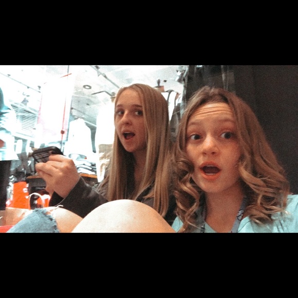 Profile Picture of Bella Dimonte (@belladimonte) on Poshmark