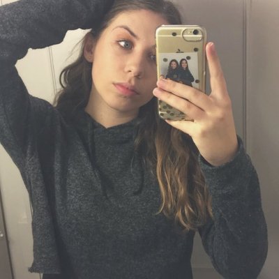 Profile Picture of Ruby Herrington (@HerringtonRuby) on Twitter