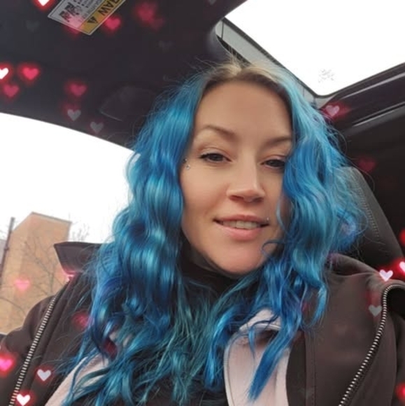 Profile Picture of Shannon Clifton (@shannonclift984) on Poshmark