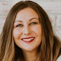 Profile Picture of Stephanie Tweedie (@stephanie-tweedie-4) on Quora