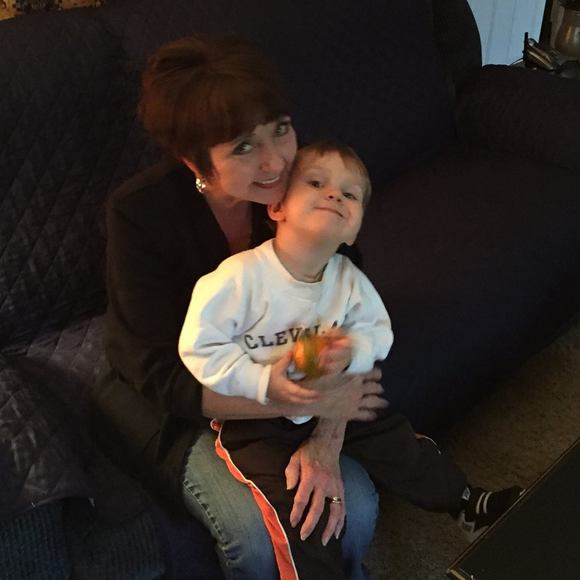 Profile Picture of Claudia Doringo (@cdoringo21) on Poshmark