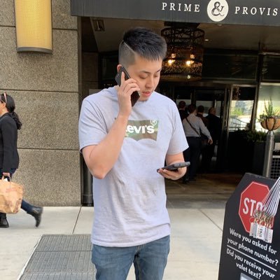 Profile Picture of Victor Li (@almightyKingVic) on Twitter