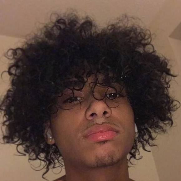 Profile Picture of Jay Capone (@kingvader456) on Poshmark