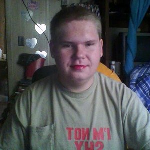 Profile Picture of Jonathan Nathaniel Henson Junior (@jonahenson) on Myspace