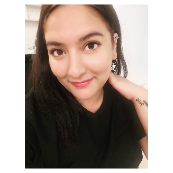 Profile Picture of Anantaa Ghimire (@anantaa23) on Poshmark