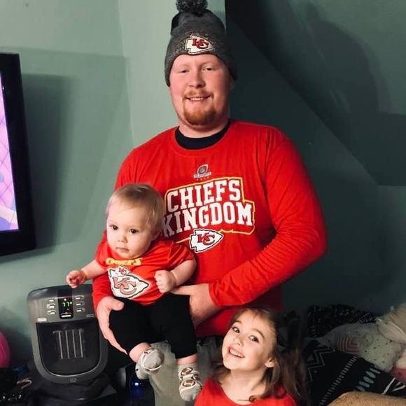 Profile Picture of Jeffery Hall (@jefferyhall11) on Poshmark