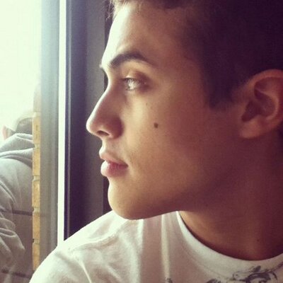 Profile Picture of Jorge Vallecillo (@steveepaz) on Twitter