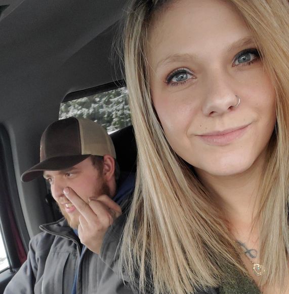 Profile Picture of Samantha Andrus (@sla061892) on Poshmark