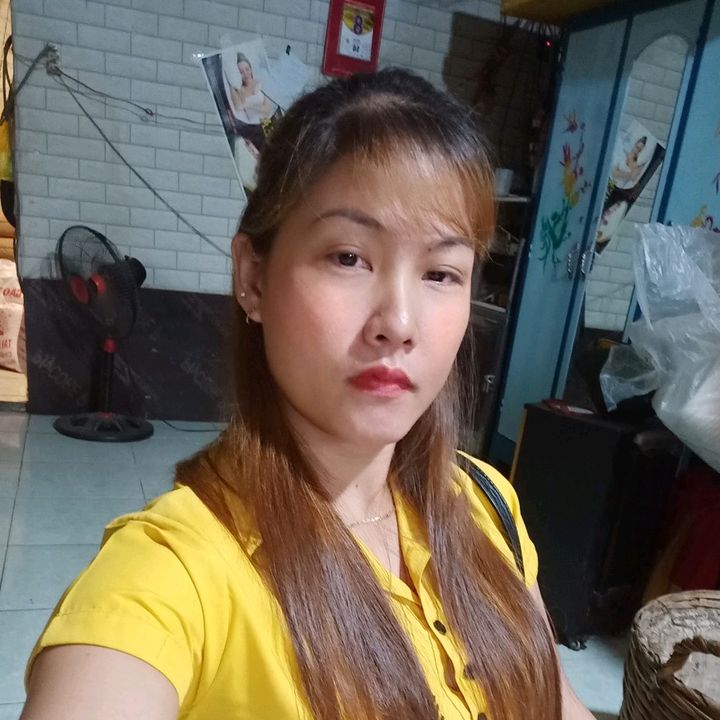 Profile Picture of Nguyenhuong (@nguyen_huong_1985) on Tiktok