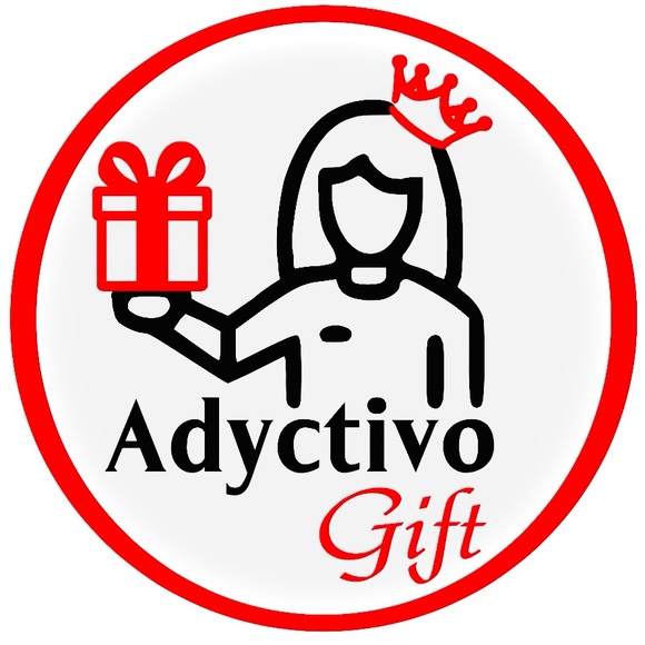 Profile Picture of Adyctivogift Adys (@adyscarlet) on Poshmark