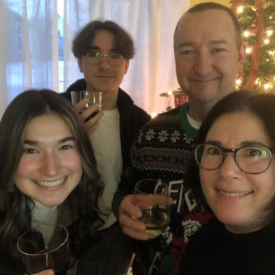 Profile Picture of Suzanne Schaefer (@suzanneschaefe4) on Twitter