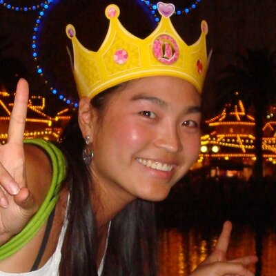 Profile Picture of Kim Cheung (@showersoprano2) on Twitter