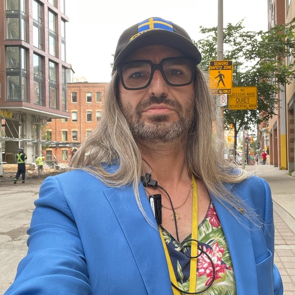 Profile Picture of Michael Salansky (@michaelsalansky) on Poshmark