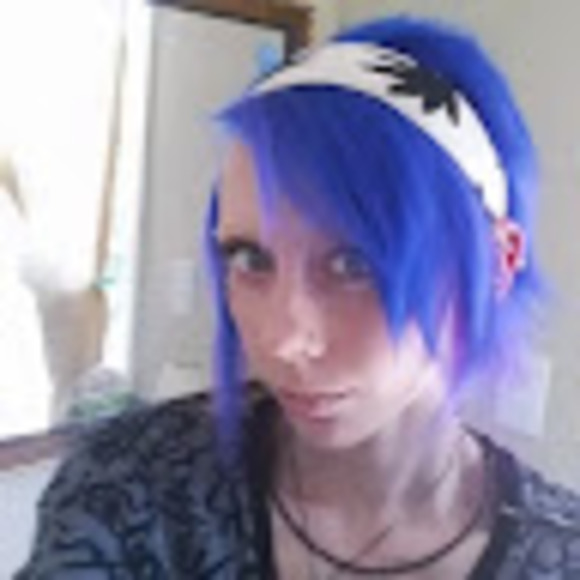 Profile Picture of Sarah Bobarah (@sarah_bobarah) on Poshmark