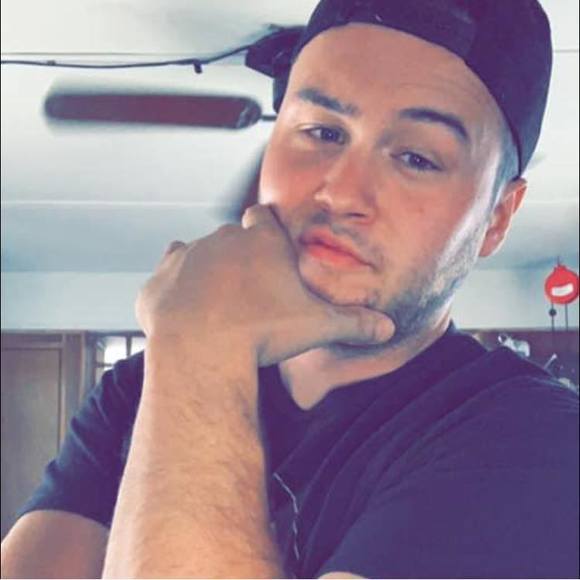 Profile Picture of Liam Wolfe (@liamwolfe) on Poshmark