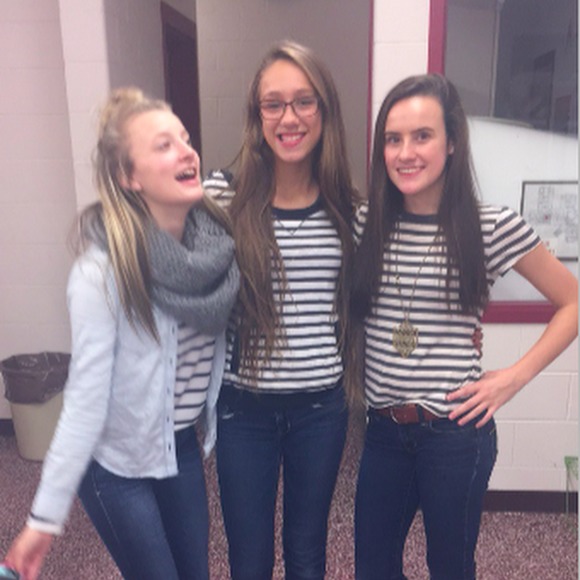 Profile Picture of Georgia Groothousen (@georgiagroot_2) on Poshmark