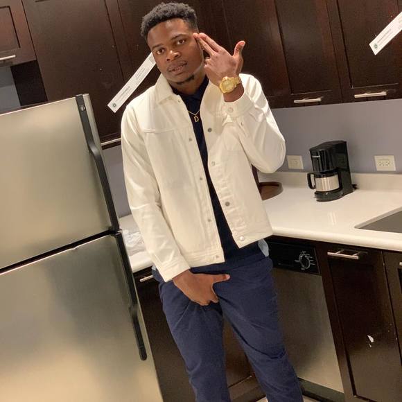 Profile Picture of Nick Sampson (@nicksampson) on Poshmark