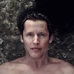 Profile Picture of James Blunt Fanpage (@bluntystyle) on Instagram