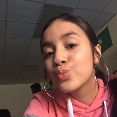 Profile Picture of Lilian Chavezon Twitter