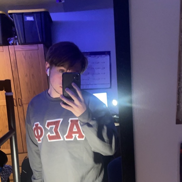 Profile Picture of Darrell Collins (@zachhcollins) on Poshmark