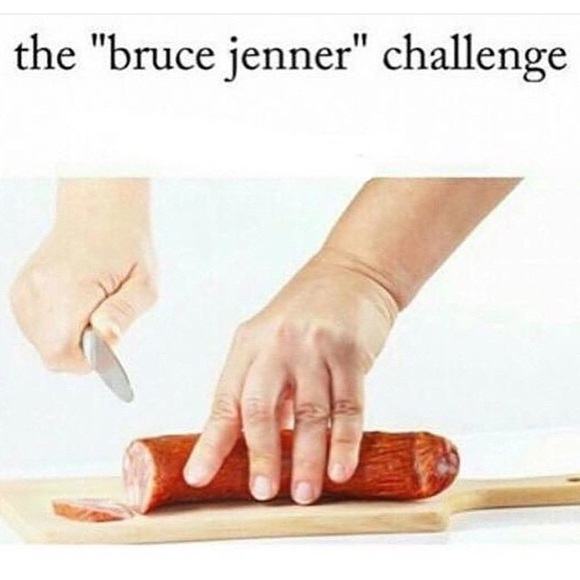 Profile Picture of Jordem Honc (@jordeny) on Poshmark