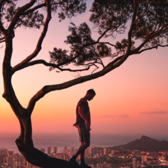 Profile Picture of Alberto Gonzalez (@melsasyaarad) on Poshmark