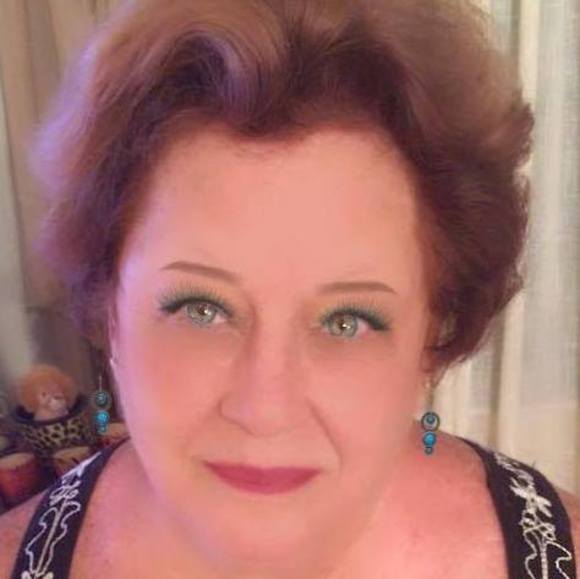 Profile Picture of Saundra Davis (@saundradavis07) on Poshmark